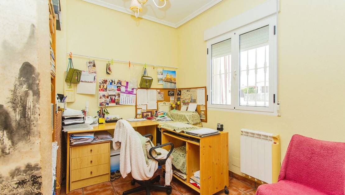 Venta - Chalet - Torrevieja - Aguas Nuevas