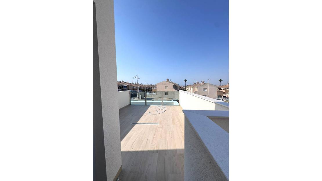 Venta - Chalet - Torrevieja - Aguas Nuevas