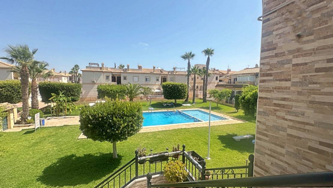 Venta - Chalet - Torrevieja - Aguas Nuevas