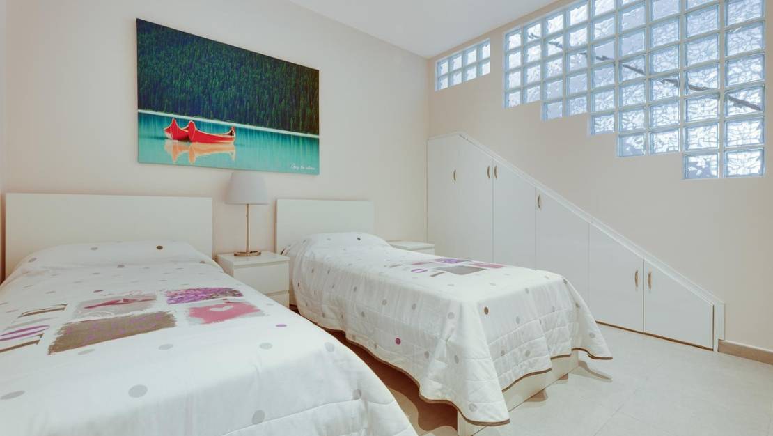 Venta - Chalet - Torrevieja - Aguas Nuevas