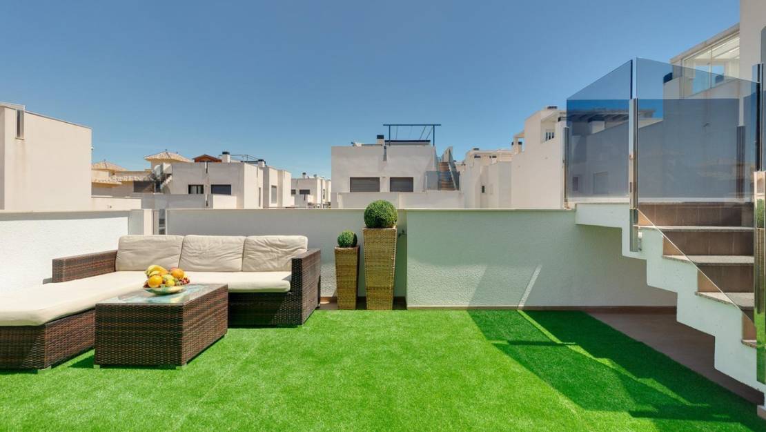 Venta - Chalet - Torrevieja - Aguas Nuevas