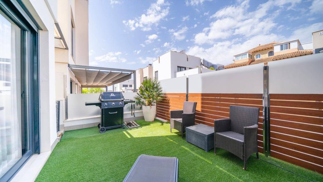 Venta - Chalet - Torrevieja - Aguas Nuevas