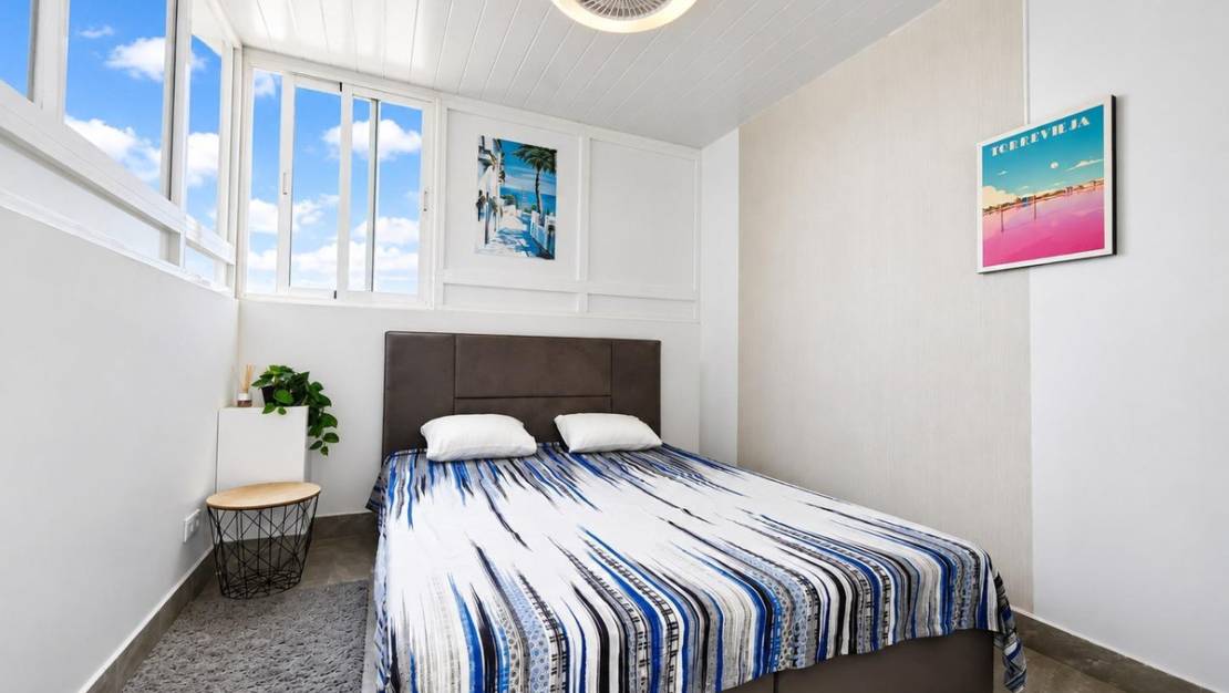 Venta - Chalet - Torrevieja - Aguas Nuevas