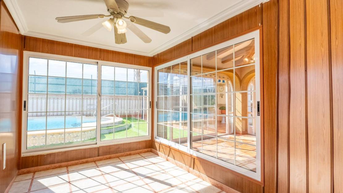 Venta - Chalet - Torrevieja - El chaparral