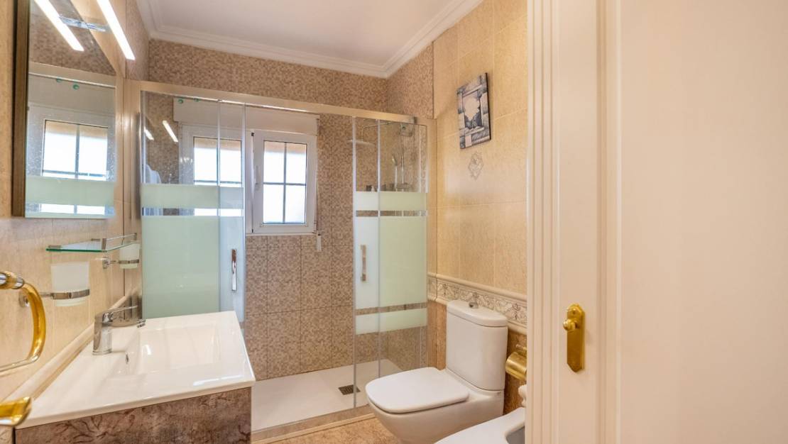 Venta - Chalet - Torrevieja - El chaparral