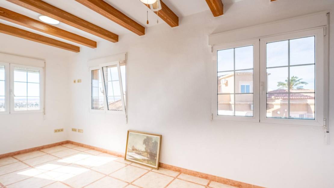 Venta - Chalet - Torrevieja - El chaparral