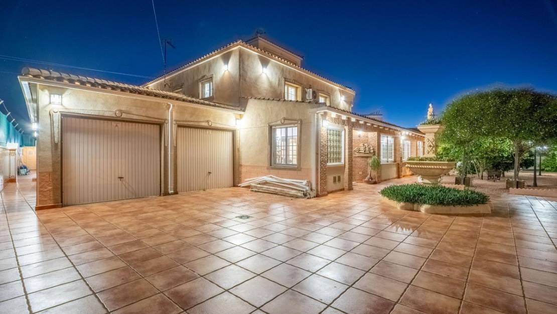 Venta - Chalet - Torrevieja - El chaparral