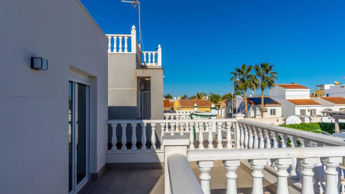 Venta - Chalet - Torrevieja - El chaparral
