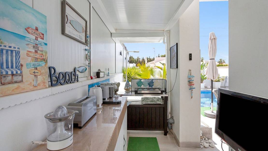 Venta - Chalet - Torrevieja - El chaparral