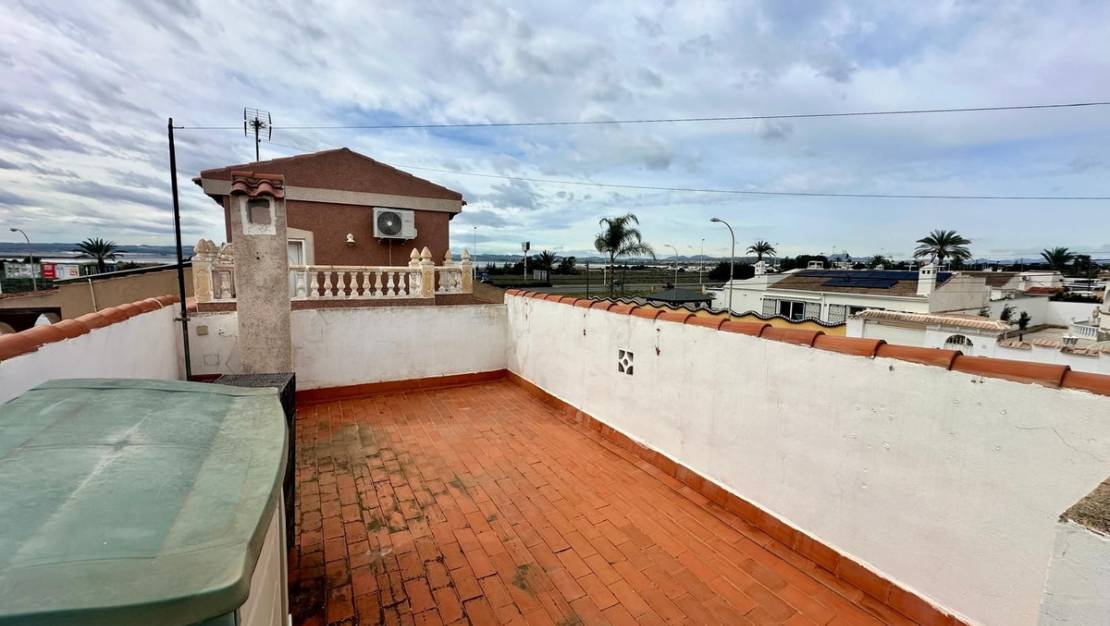 Venta - Chalet - Torrevieja - El chaparral