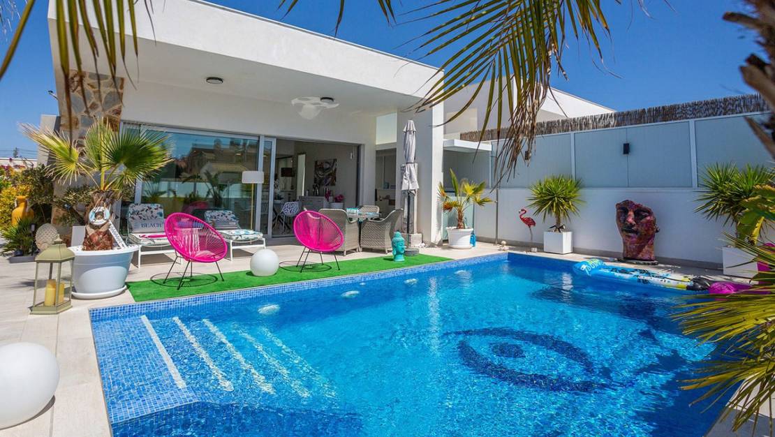Venta - Chalet - Torrevieja - El chaparral
