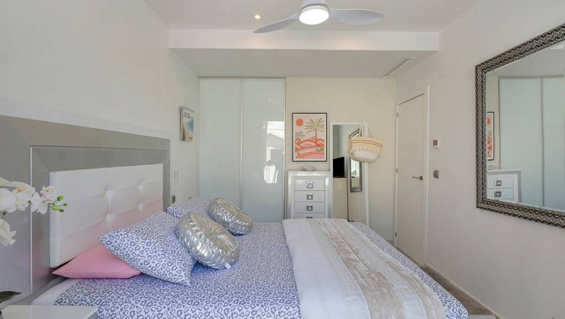 Venta - Chalet - Torrevieja - El chaparral