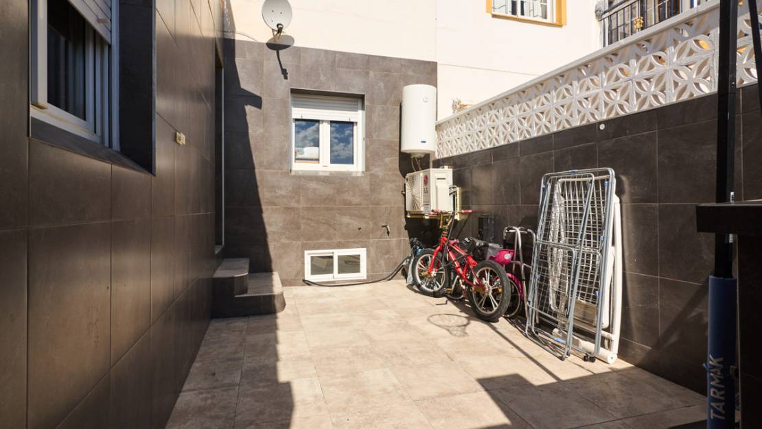 Venta - Chalet - Torrevieja - Jardin del Mar