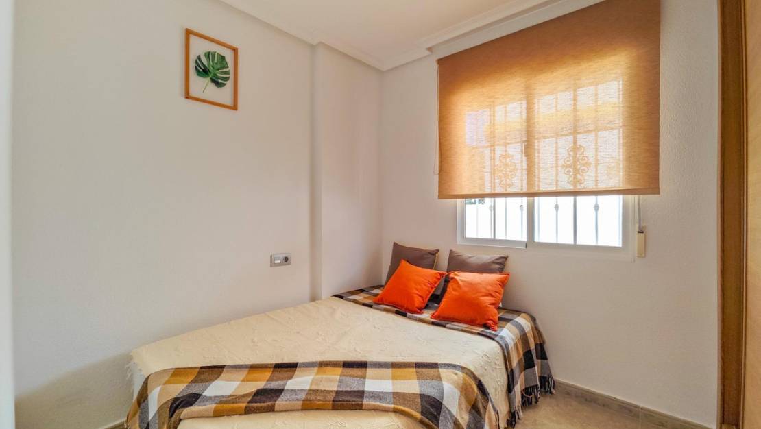 Venta - Chalet - Torrevieja - La Mata