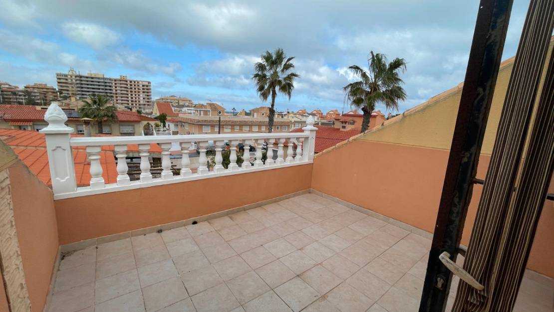 Venta - Chalet - Torrevieja - La Mata