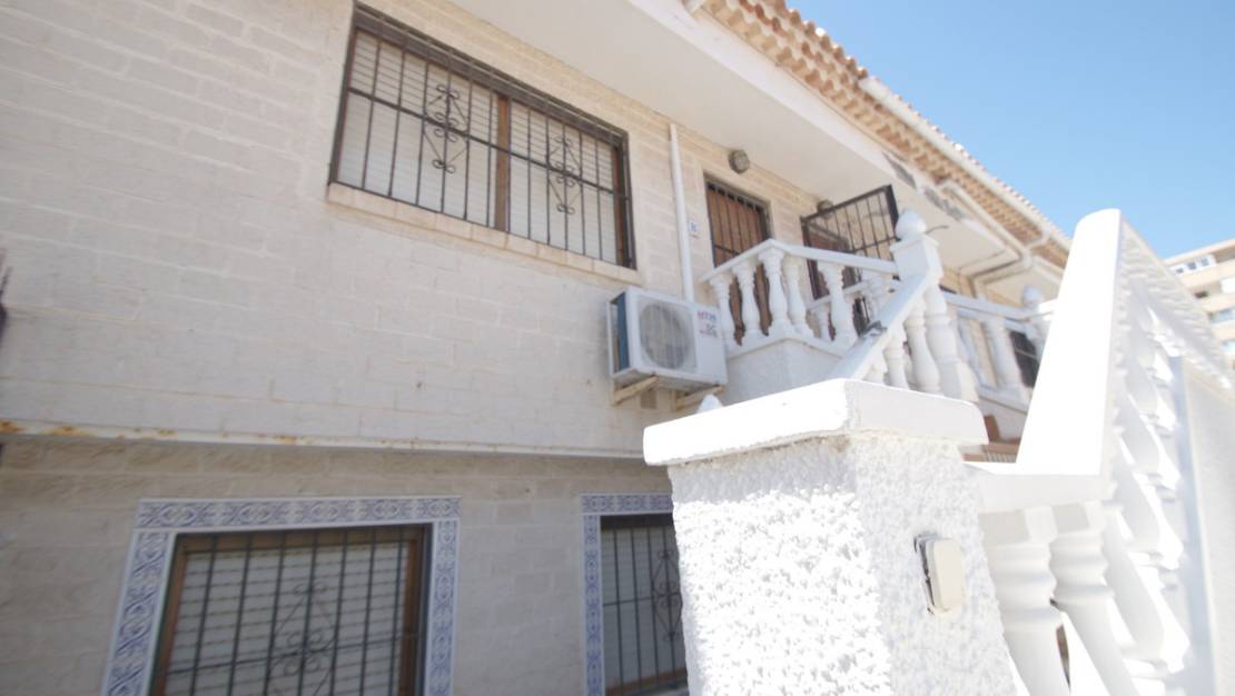 Venta - Chalet - Torrevieja - La Mata