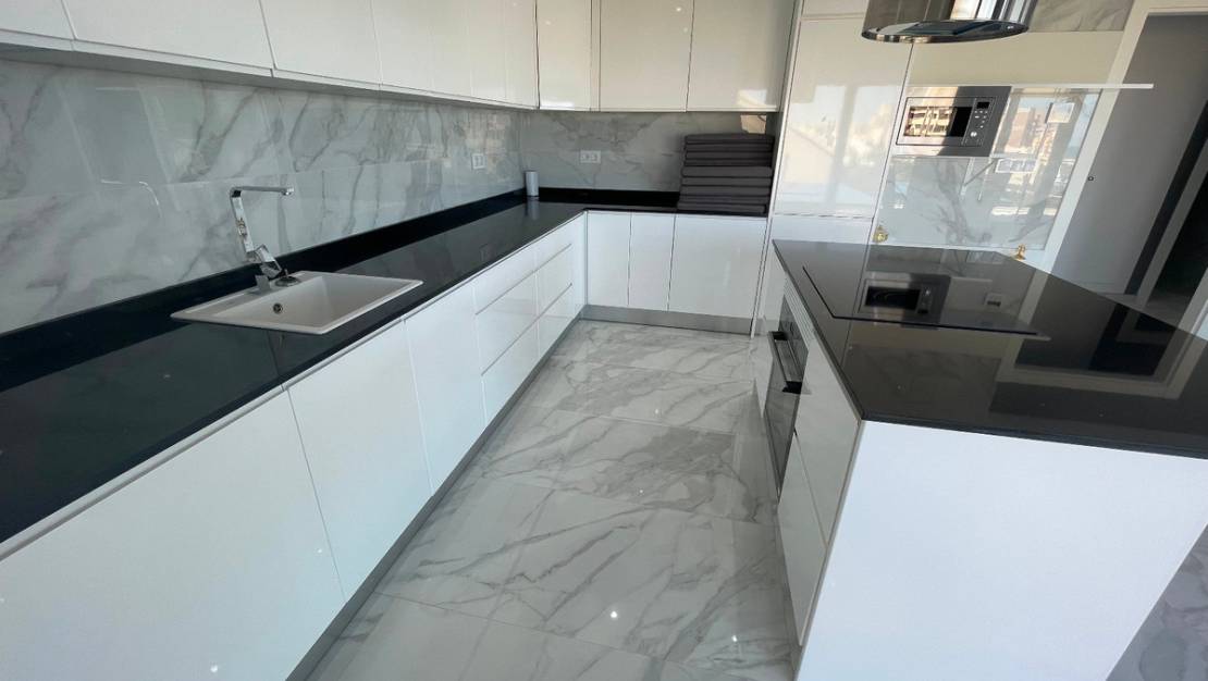 Venta - Chalet - Torrevieja - La Mata