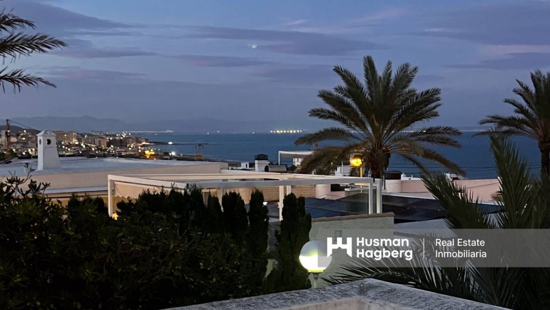 Venta - Chalet - Torrevieja - La Mata