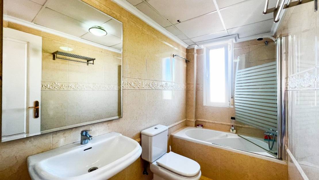 Venta - Chalet - Torrevieja - La Mata