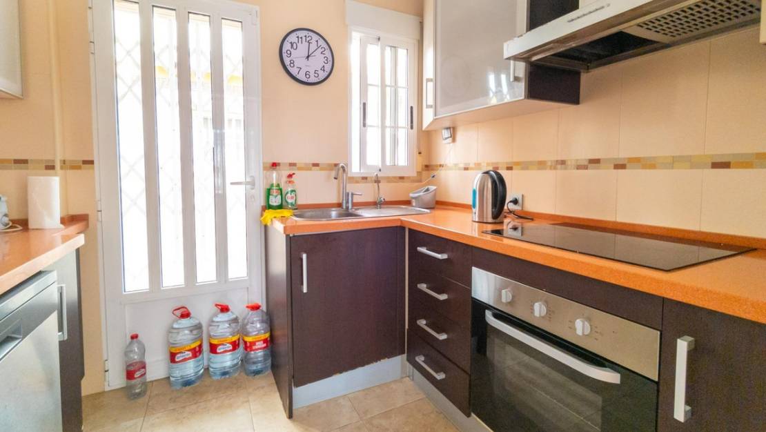 Venta - Chalet - Torrevieja - La Mata