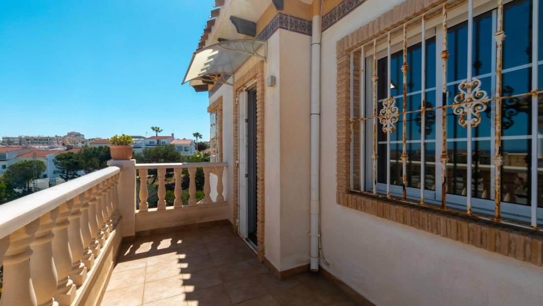 Venta - Chalet - Torrevieja - La Mata