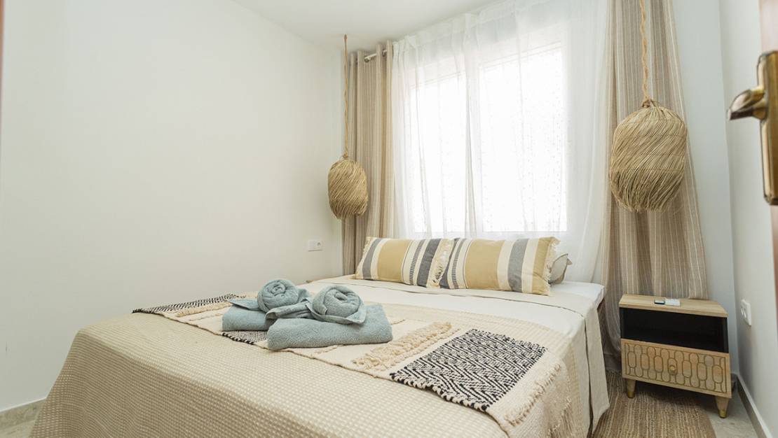 Venta - Chalet - Torrevieja - La Mata