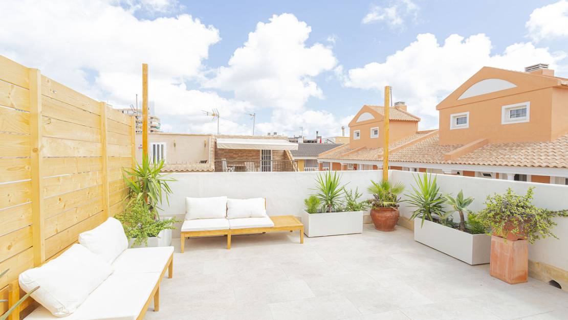 Venta - Chalet - Torrevieja - La Mata