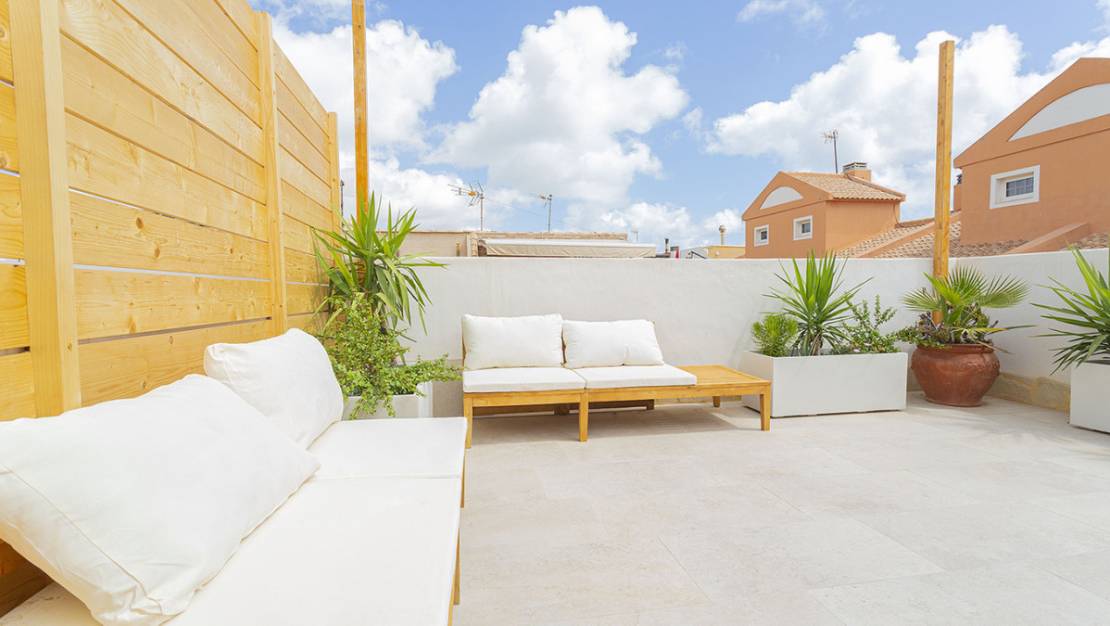 Venta - Chalet - Torrevieja - La Mata