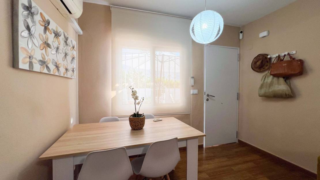 Venta - Chalet - Torrevieja - La Mata