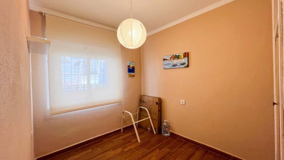 Venta - Chalet - Torrevieja - La Mata