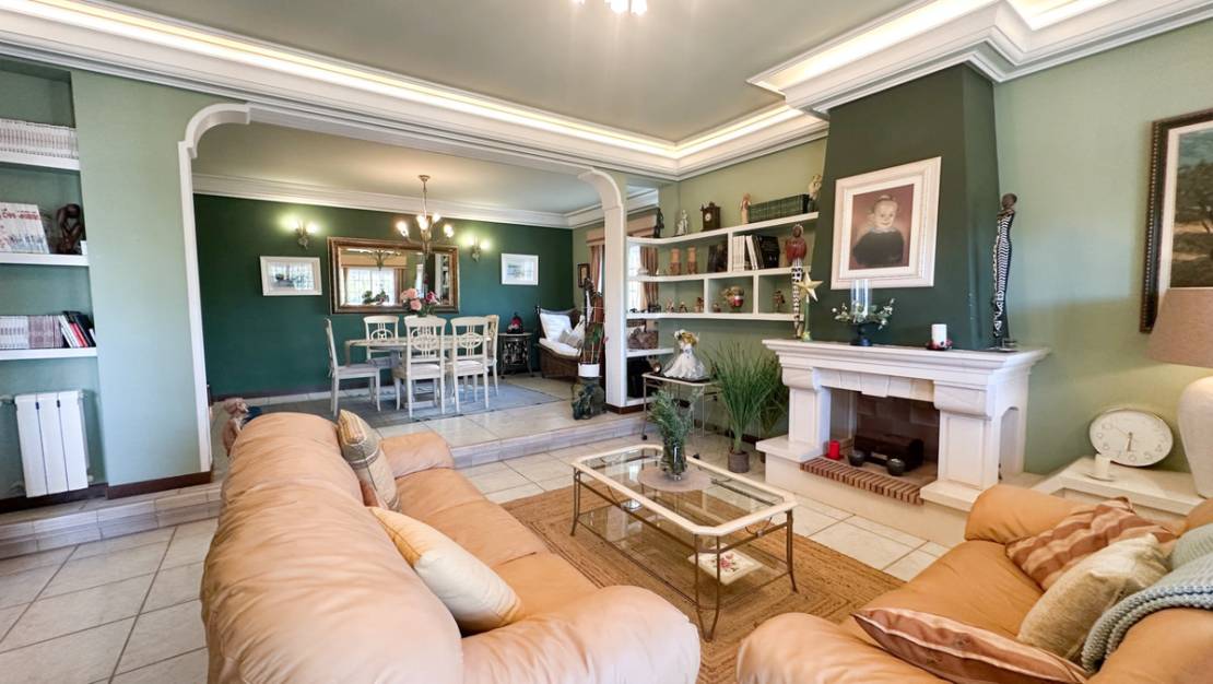 Venta - Chalet - Torrevieja - La Mata