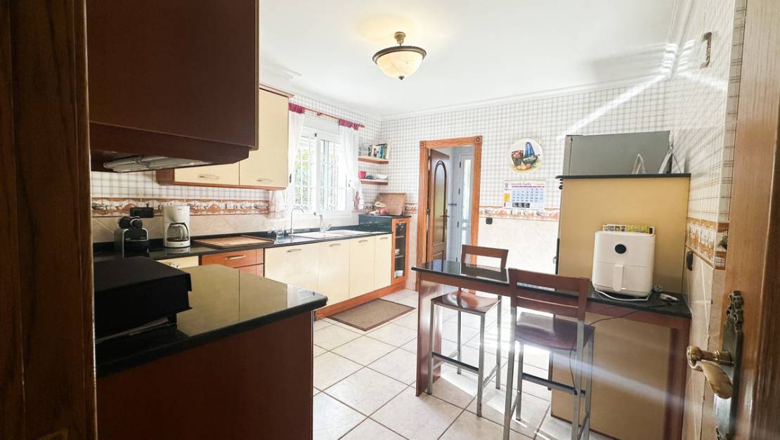 Venta - Chalet - Torrevieja - La Mata