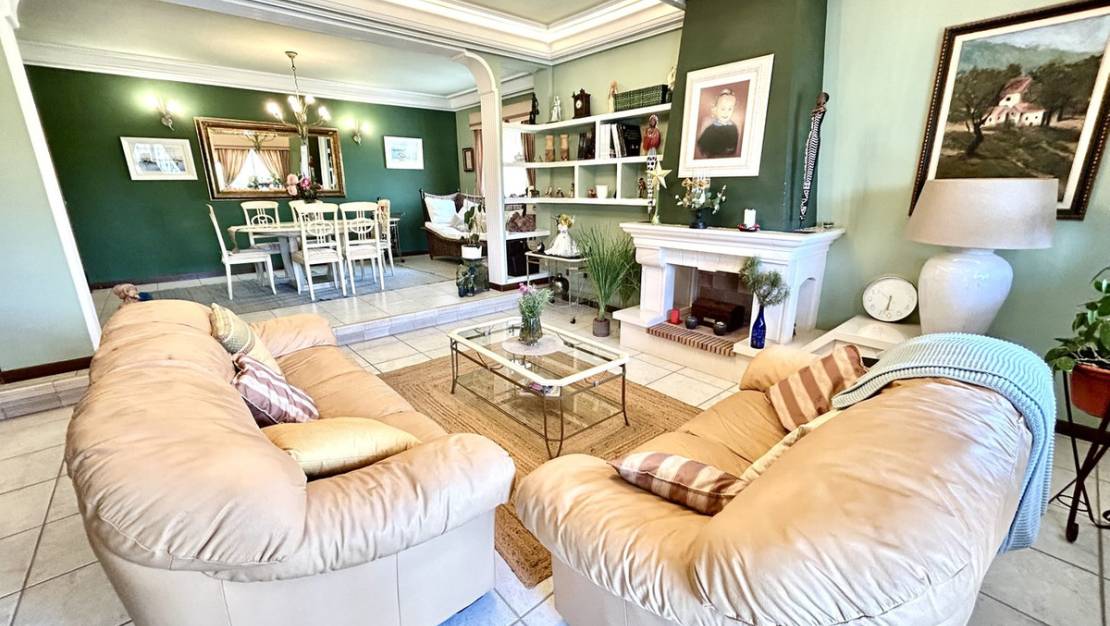 Venta - Chalet - Torrevieja - La Mata