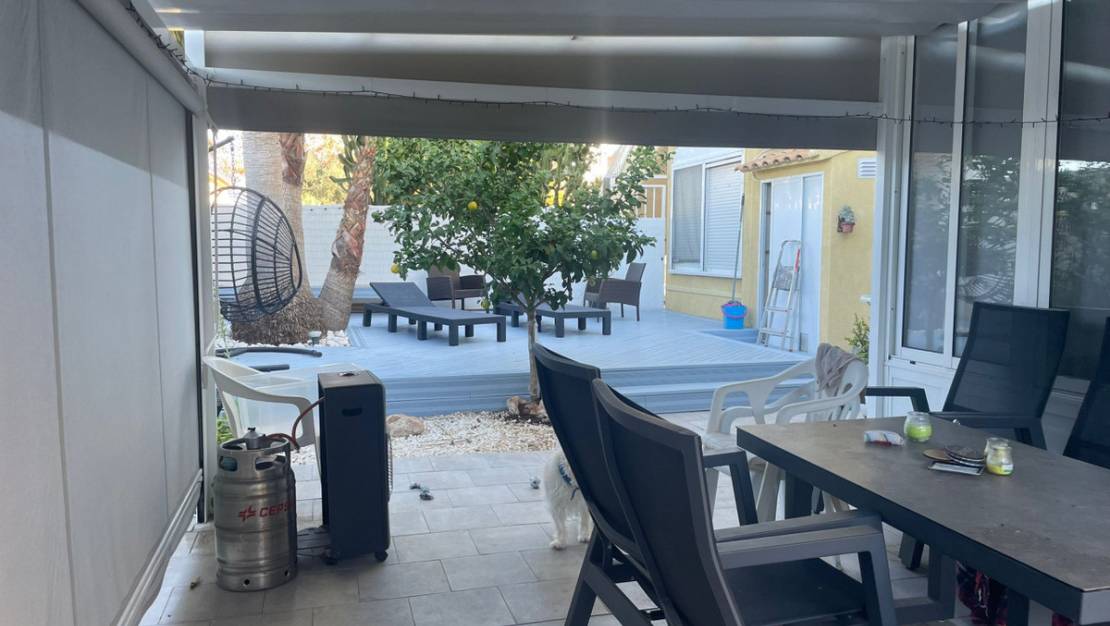 Venta - Chalet - Torrevieja - La Mata