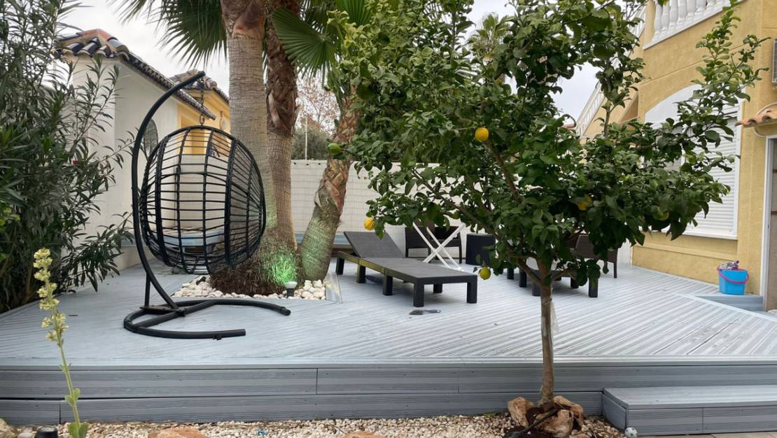 Venta - Chalet - Torrevieja - La Mata