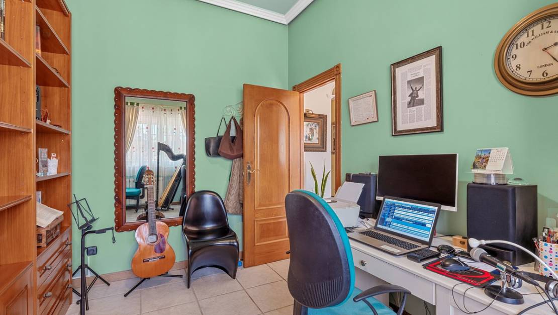 Venta - Chalet - Torrevieja - La Mata