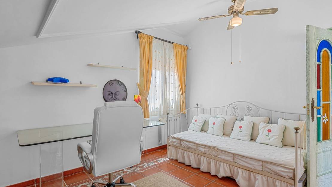 Venta - Chalet - Torrevieja - La Mata