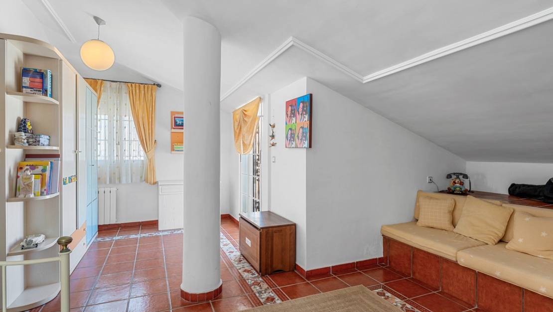 Venta - Chalet - Torrevieja - La Mata