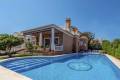 Venta - Chalet - Torrevieja - La Mata