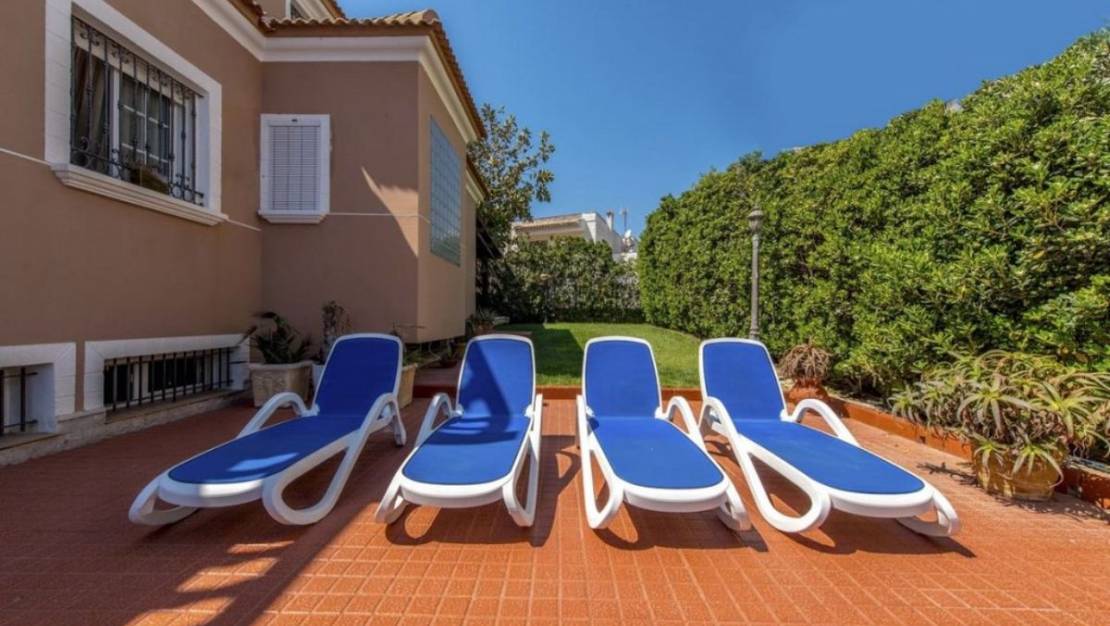 Venta - Chalet - Torrevieja - La Mata