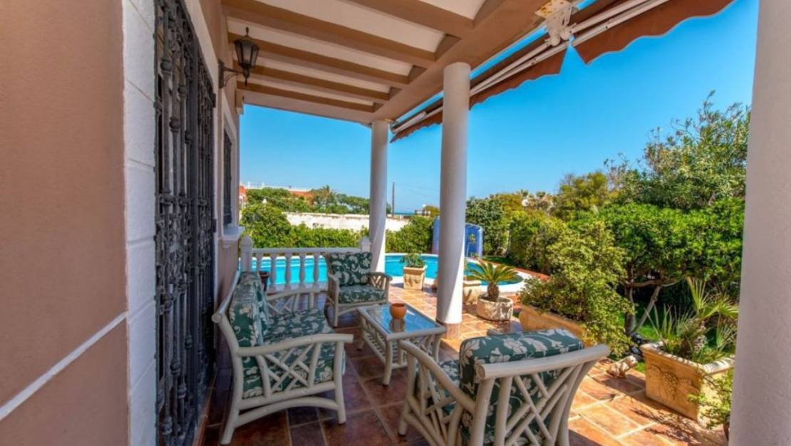 Venta - Chalet - Torrevieja - La Mata
