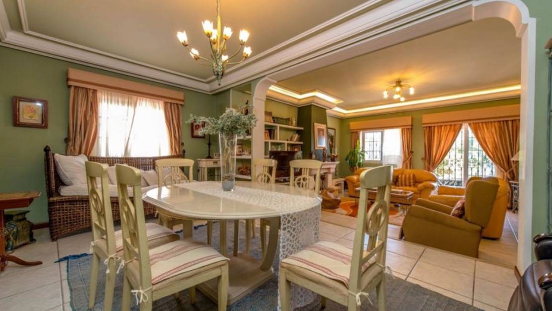 Venta - Chalet - Torrevieja - La Mata