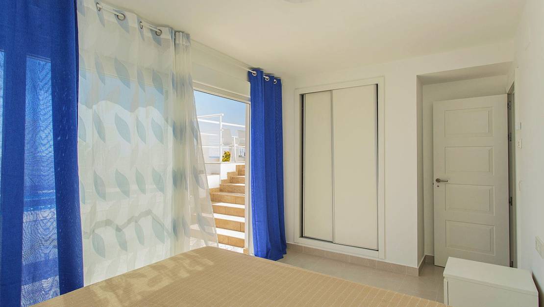 Venta - Chalet - Torrevieja - La Mata