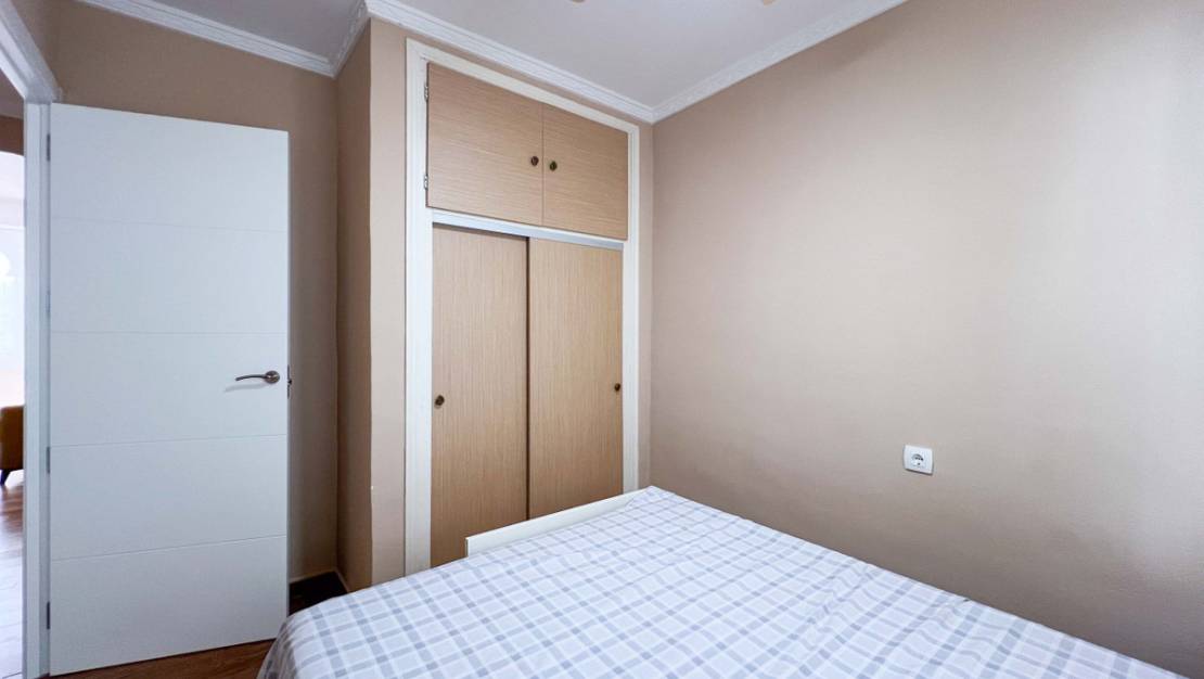 Venta - Chalet - Torrevieja - La Mata