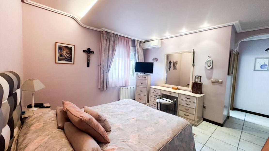 Venta - Chalet - Torrevieja - La Mata
