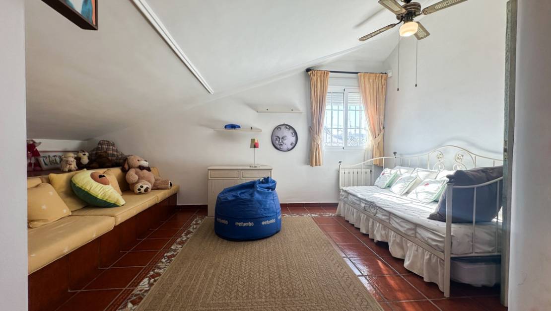 Venta - Chalet - Torrevieja - La Mata