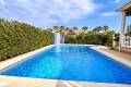 Venta - Chalet - Torrevieja - La Mata