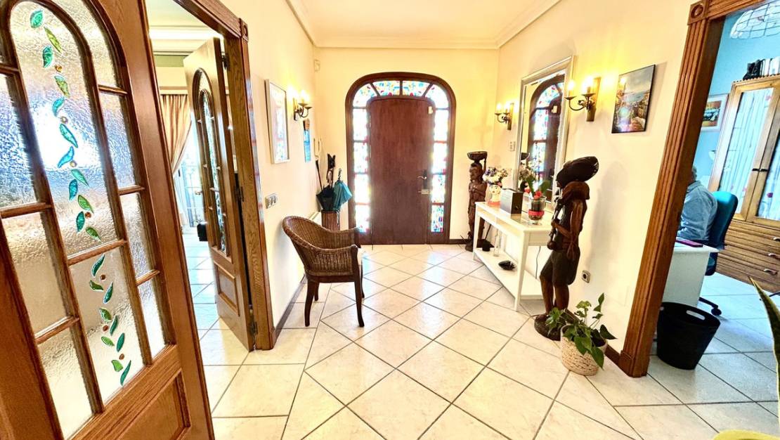 Venta - Chalet - Torrevieja - La Mata