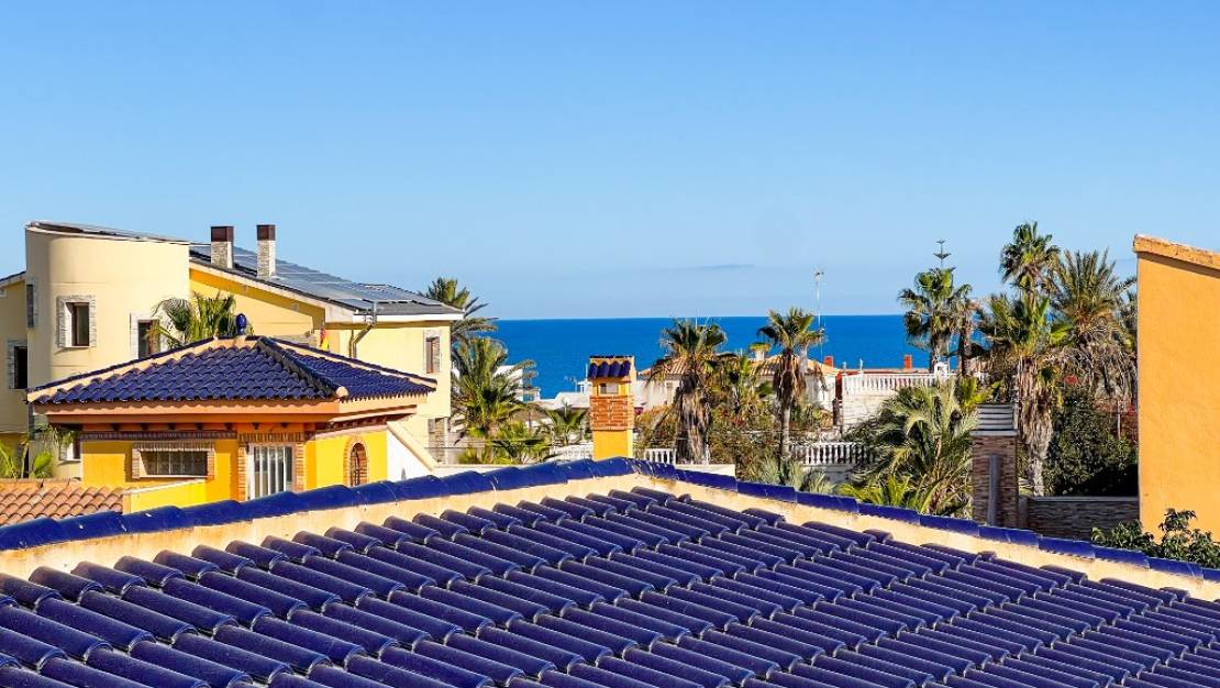 Venta - Chalet - Torrevieja - La Mata