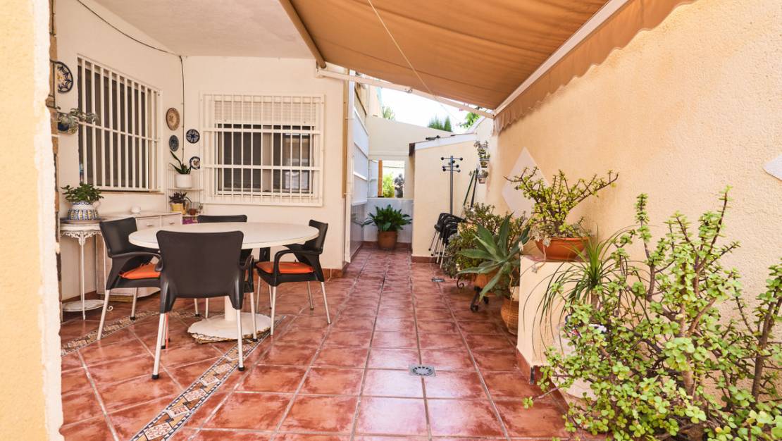 Venta - Chalet - Torrevieja - La Mata
